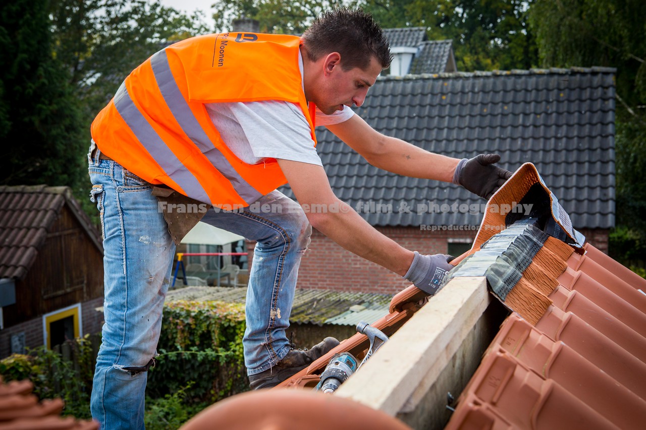 dakdekkers pannenleggers roofer by TEAM MAPITO